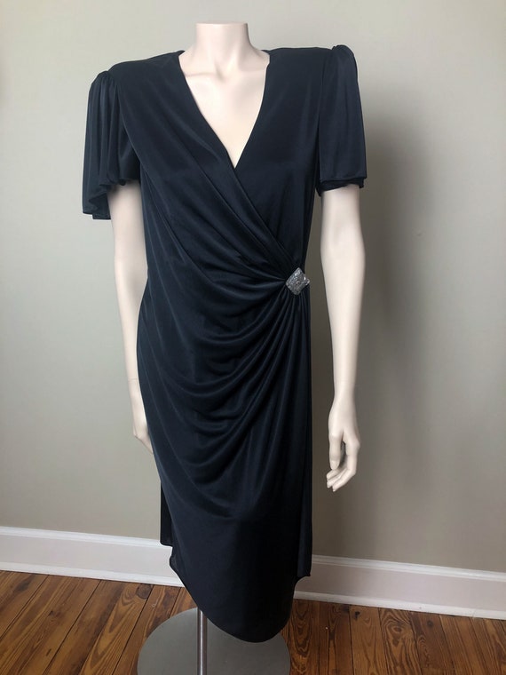 Slinky black 80's does 40's dress | S