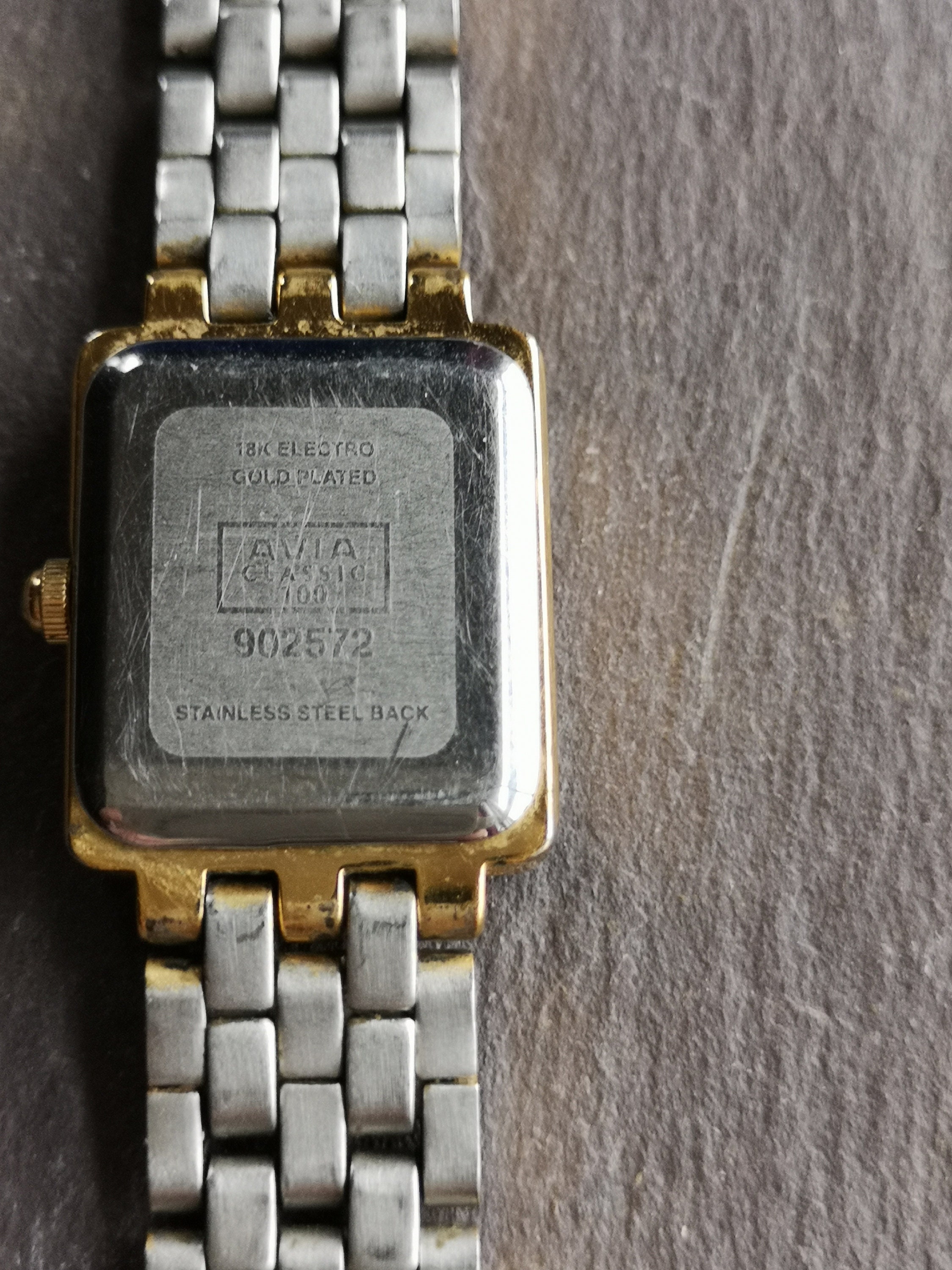 Avia classic hotsell ladies watch