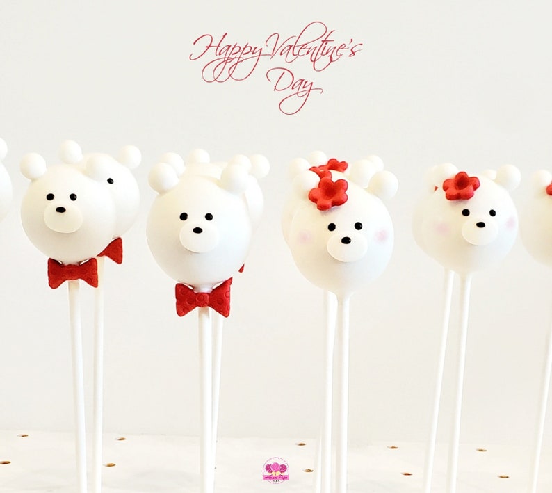 Valentine cake pops image 2