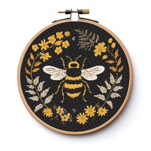 Dark Bumble Bee Floral Cross Stitch Pattern Sewing Modern Embroidery Instant Download Dark X-Stitch Cottagecore Witchy Witchcraft Gothic