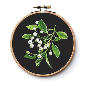 Mistelzweig Botanische Kreuzstich Nähe Moderne Stickmuster DMC Download Blumenstrauß Garten Pflanzen Botaniker Weihnachten Geschenk Weihnachten