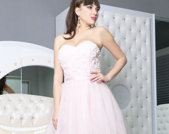 Pink Prom Dress - Light Pink Wedding Mini Sleeveless Bubble Off-the-shoulder Dress with a sweetheart neckline