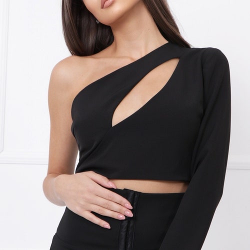 Black top / One shoulder Roskstar Girlfriend Top for Going out, a Party shops or a Date