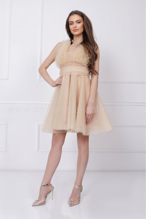 beige bubble dress Lanhtropy Bubble Linen Dress main image 0