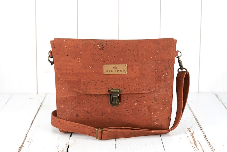 supple and soft Vegan handbag in cinnamon cork leather eco-friendly and ethical.