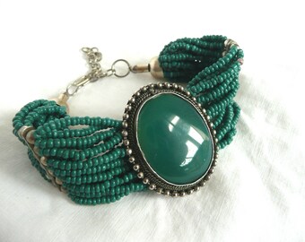 Vintage green glass cuff bracelet - Asian green beaded bracelet - Indian silver and glass memory wire bracelet