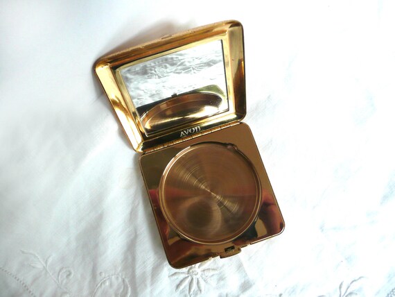 Vintage Avon powder compact - Avon square texture… - image 5