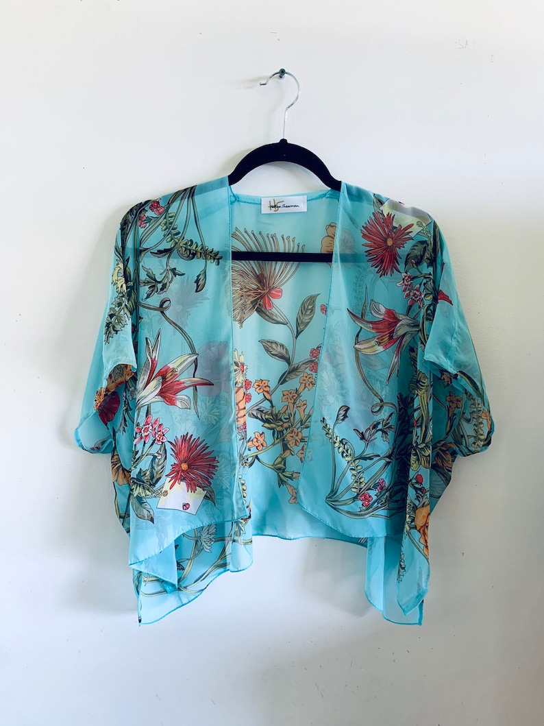 Lavinia Boho Cropped Kimono
