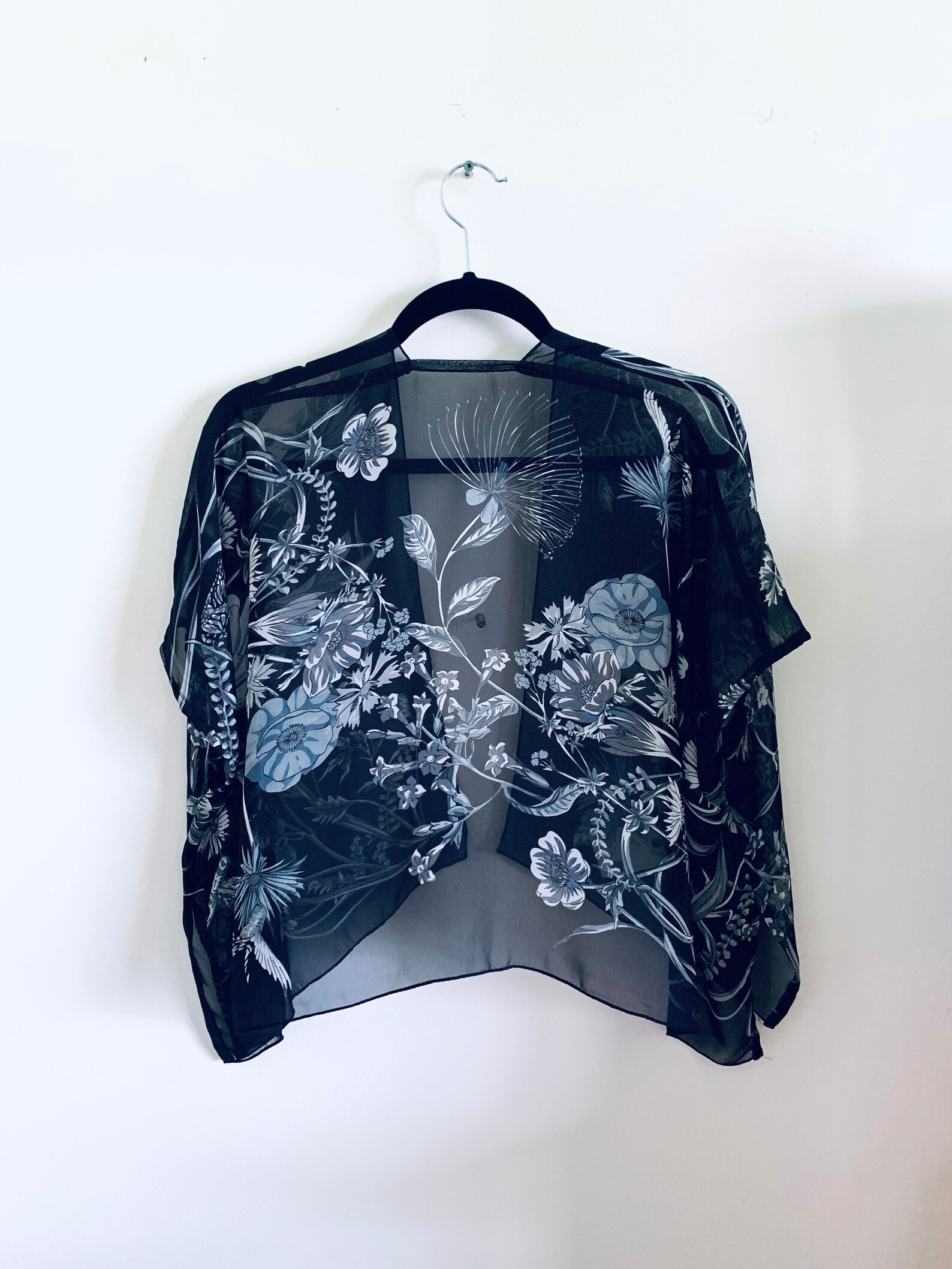 Boho Cropped Kimono Black and White Floral Kimono Bathing Etsy