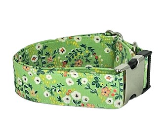 Sweet Pea Floral Dog Collar