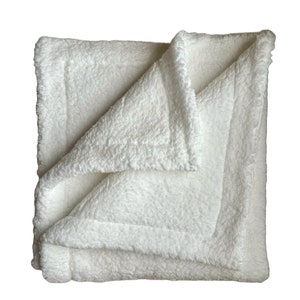 Soft and Cozy Sherpa Dog Blanket / Bedtime Blanket / Couch Cover Bed Blanket image 5