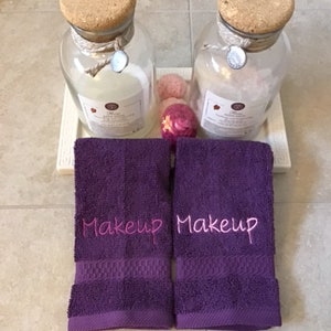 Essential Beauty: Set of 2 MAKE-UP Washcloths