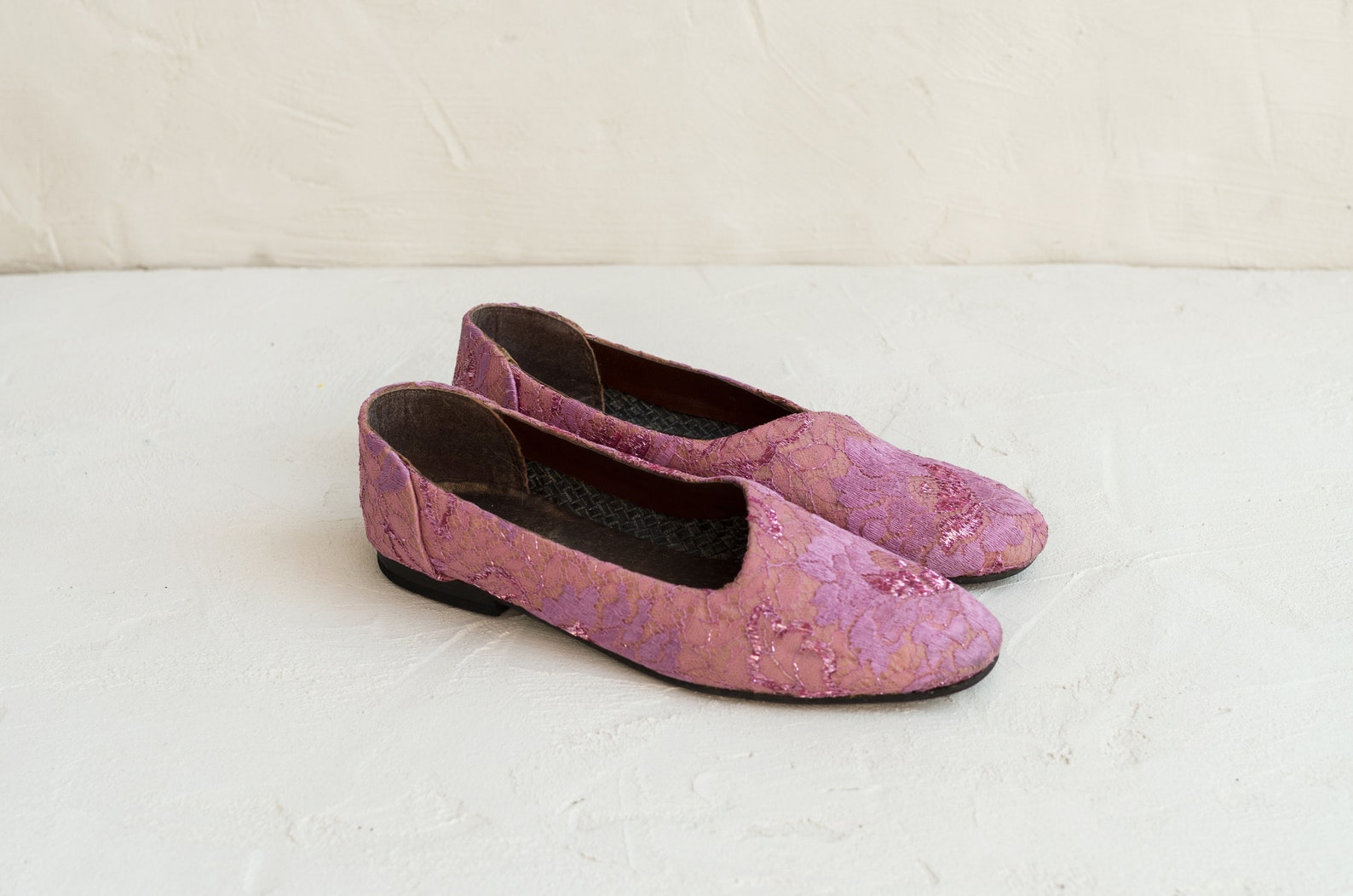 pink and purple lace shoes - vintage 1990s ballet flats - rachel slip ons 35% off