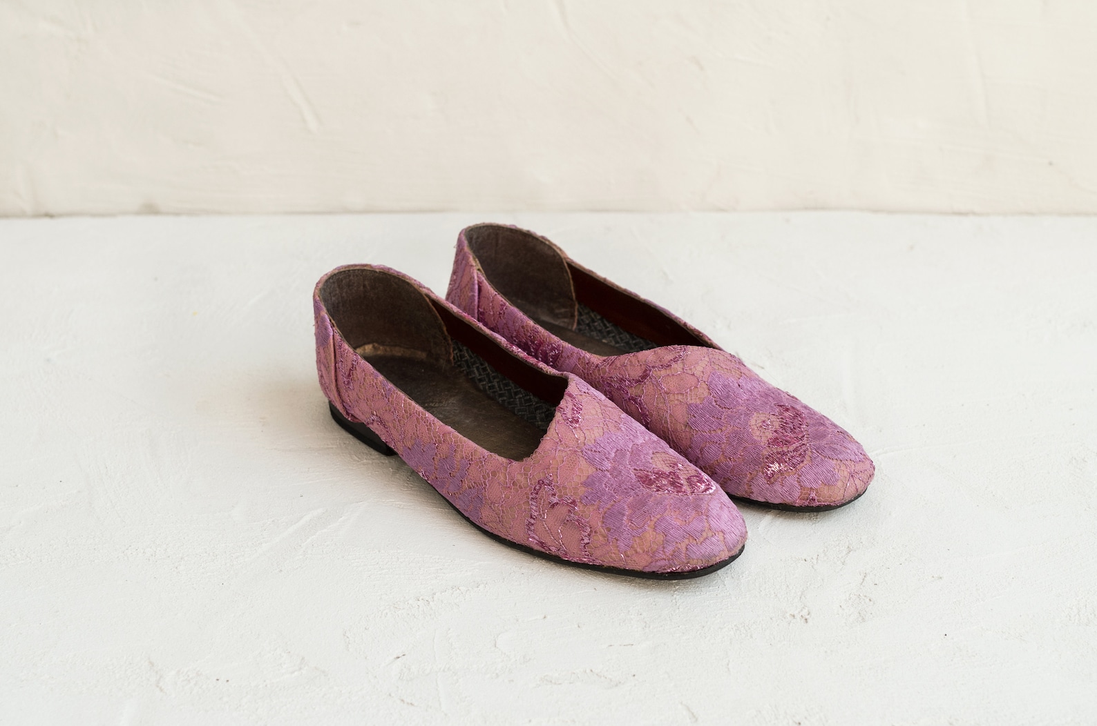 pink and purple lace shoes - vintage 1990s ballet flats - rachel slip ons 35% off