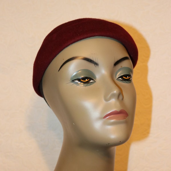 1940s Henry Pollak Selkirk Burgundy Wool Felt Hat - Good to Very Good Condition - Hat Pin Accent - Winter Hat - Made in USA - Wool Hat