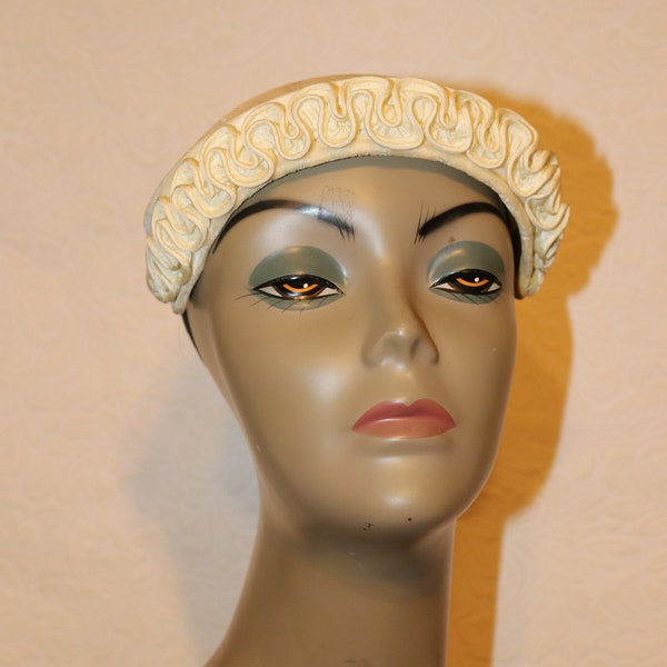 1950s Cream/Off-White Wedding Hat - Excellent Condition - Unmarked - Ruffle and Velvet Accents - Wedding Cap