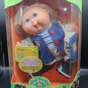 1999 Cabbage Patch Kids &quot;Joanne Isabelle - Girl on the Go&quot; - E-doption Kids Doll - Mint in Box - Never Opened