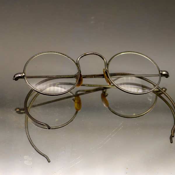 Vintage 1920s Round Frame Eyeglasses - Unmarked - Nose Pieces - Prescription Lens