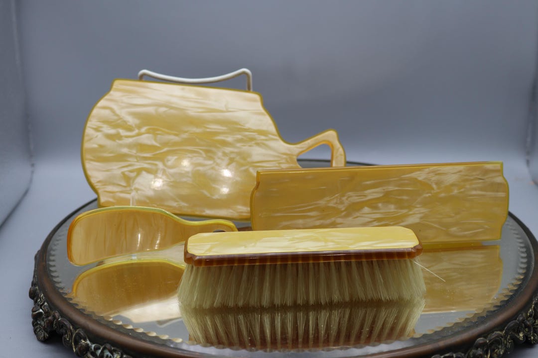 Pyralin Design 1920s Maize Pearl on Amber Pyralin Celluloid Dresser Set: Hand Mirror ...