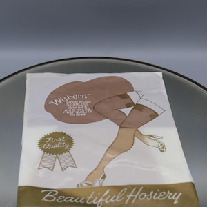 Vintage 1950s Wilborn Seamless Stockings - Dupont Nylons - 15 Denier - 100% Nylon - NOS - Original Package