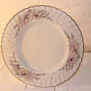 Vintage Syracuse China &quot;Elizabeth&quot; Dinner Plate - 1952-66 - Made in USA - Syracuse NY