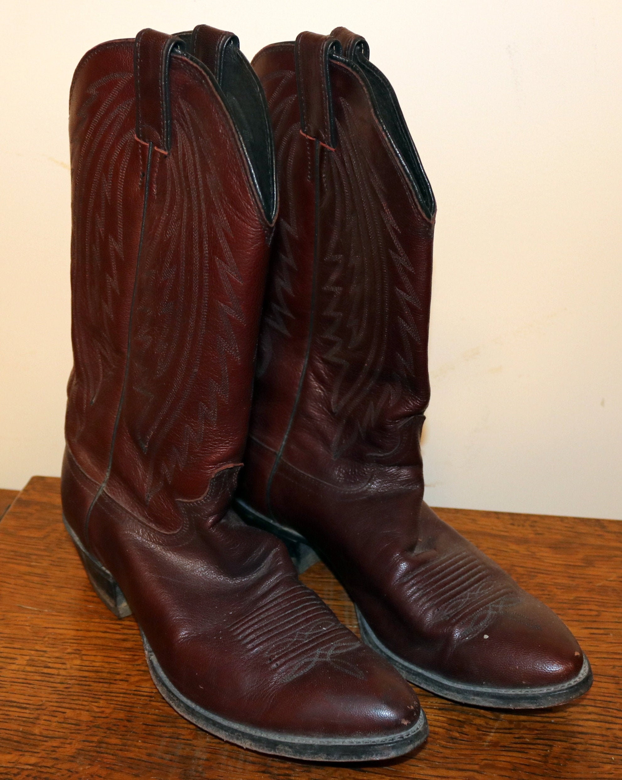 Mens Vintage Justin Cowboy Boots Leather Shaft Size 11D Style J 40808 M 6663 Made in USA