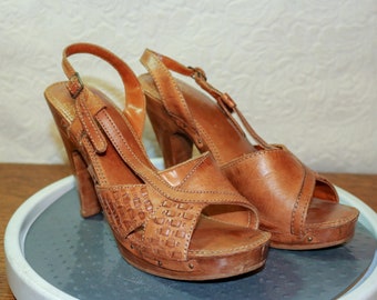 1970s Rapallo Leather Slingback Sandals - Wooden Platform Sandals - Made in Brazil - Good Condition