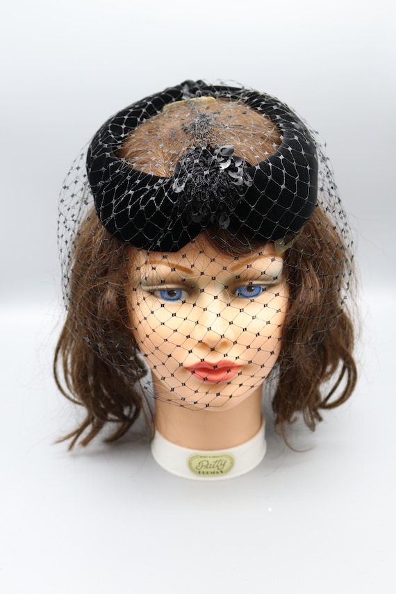 1950s Skol Nips Black Velvet Circlet Hat: Sequin Pom, Bow  display picture 2