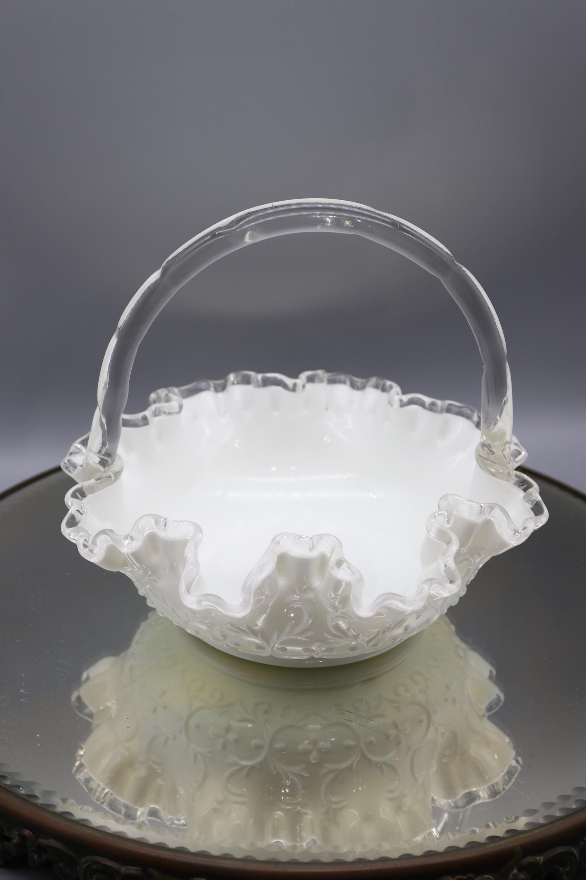 Fenton silver crest - Etsy 日本