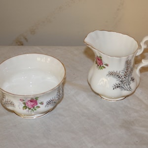 Vintage Royal Albert Creamer & Sugar Set - &quot;Unknown Pattern&quot; - Bone China Creamer and Sugar Bowl - England Pink Gold - Breakfast Set