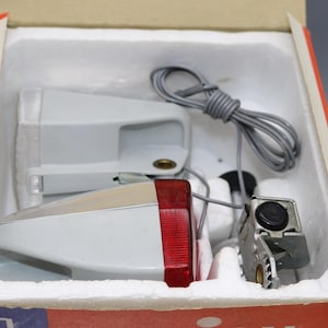 Luz de bicicleta Union vintage de los años 60 n.° 10700 en su caja original - Fabricada en Alemania
