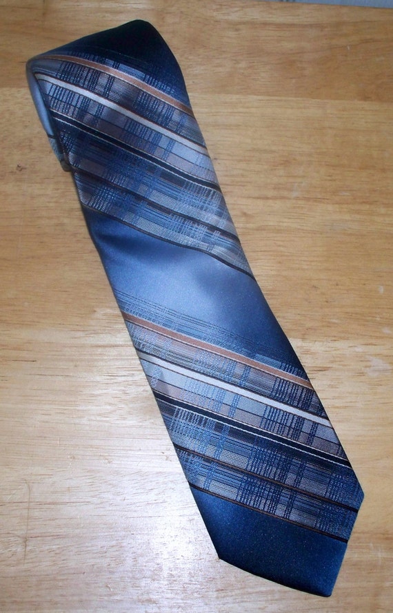 Vintage Oleg Cassini Men's Tie  - 100% Silk - By … - image 1