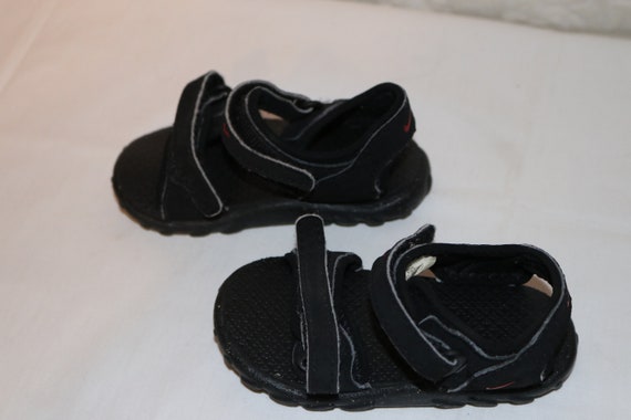Nike shop sandals 5c