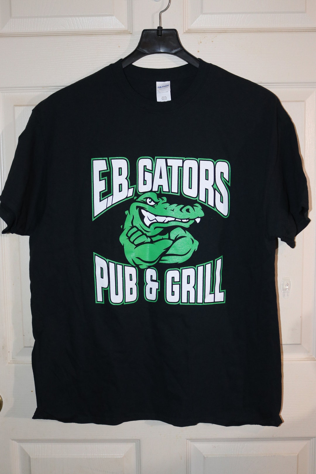 Vintage E.B. Gators Bar & Grill Adult XL Gildan Tshirt Etsy