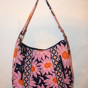 Vera Bradley Handbag Purse - "Unknown Pattern" - Pink Daisy - Zipper Top Closure - Retired Pattern