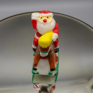Vintage kaars kerstman op een hobbelpaard in Gurley-stijl - jaren 70 - Made in USA - No Label
