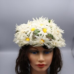 Daisy Pillbox Hat - Etsy display picture 1