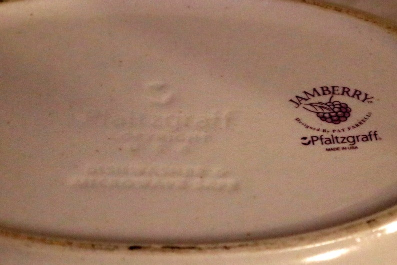 Pfaltzgraff Jamberry Oval Serving Bowl