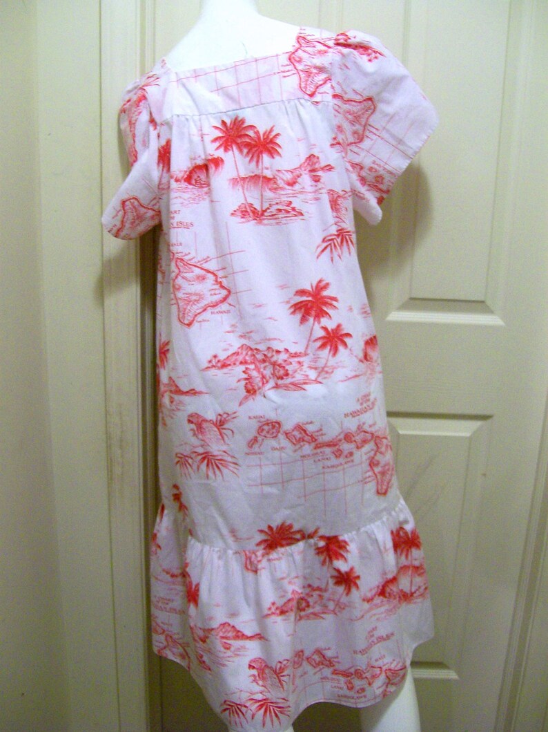 Size M Cotton 1970s Jade Fashions Hawaiian Muu Muu Dress 34 Length Short Sleeve Made in Hawaii