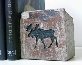 Favorite Decor Store Antique Pewter Finish Rustic Moose Bookend Set Favorite Decor Store Antique Pewter Finish Rustic Moose Bookend Set