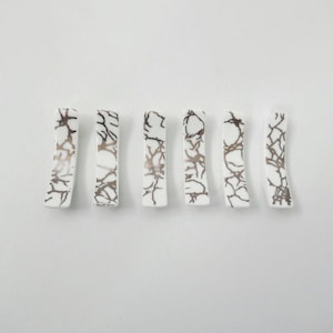 silver design knife holder