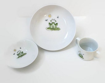 Children's plate the little green frog