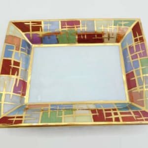 Empty multicolored pockets