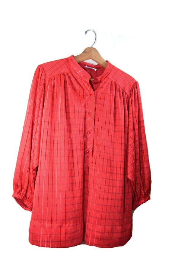 Plus Size Vintage Red Satin Blouse 70's Red Polye… - image 3