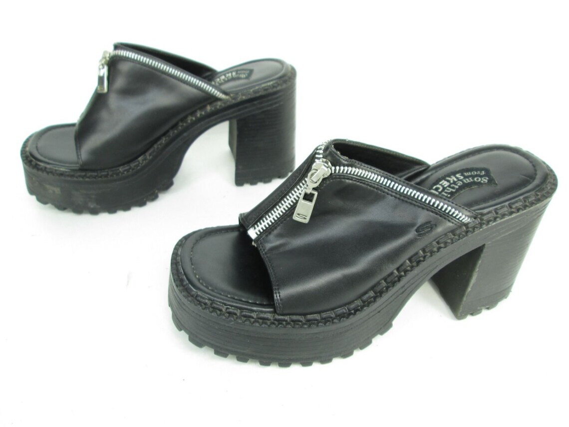 skechers chunky sandals