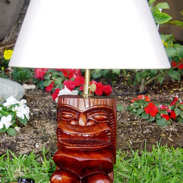 Hawaiian / Polynesian Tiki Lamp