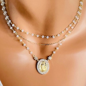 Gold MARY Miraculous Anhänger Halskette mehrsträngig 14k Gold gefüllte Halsketten Mondstein drei Schichten, religiöser katholischer Schmuck