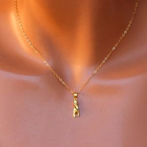Gold Mano Cornuto Hand Charm Necklace Women Gold Cable Chain Italian Pride Protection Luck Jewelry