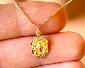 Dainty Gold Mary Miraculous Medal Necklace, Sterling Silver Box Chain Small Mary Charm confirmation gift. BOX Chain