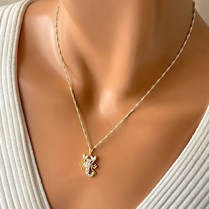 14k Gold Filled Scorpion Necklace Women Gold Scorpio charm necklace CZ Birth Sign October November Singapore chain, zodiac, astrology gifts